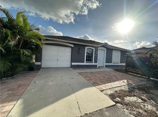 3470 56th Ave NE, Naples, FL 34120