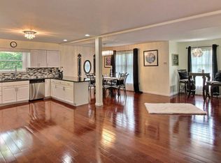 220 Fringe Dr, East Stroudsburg, PA 18302