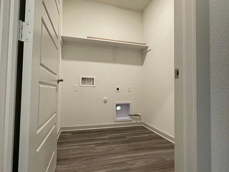 13624 Lubeck Dr — Photo 20