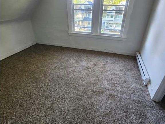 5th image of 10124 Parkgate Ave #3