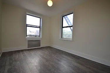 Rented by Silverstein Collection LLC 