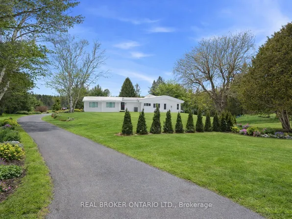 26 Orchard Ct, East Gwillimbury, ON L0G 1M0