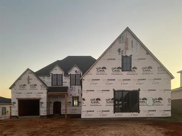 18024 Fieldshire Dr, Edmond, OK 73012