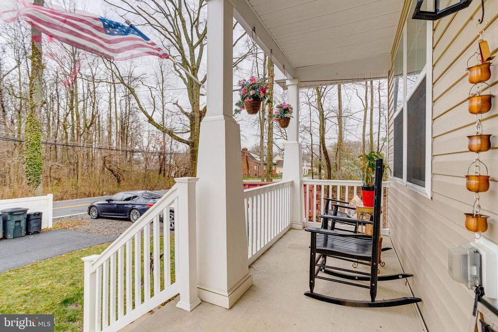 708 Hyde Park Rd, Essex, MD - View 3