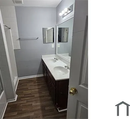 5152 Selene Dr — Photo 24