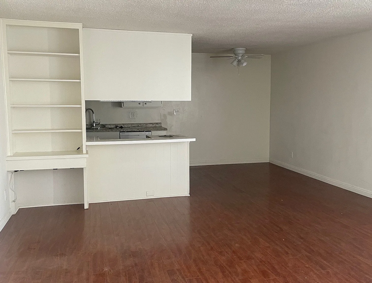 Sterling Koreatown Regency — Photo 4