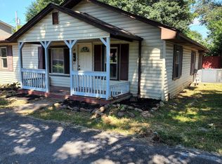 1009 McKinney Ave, Lenoir City, TN 37771