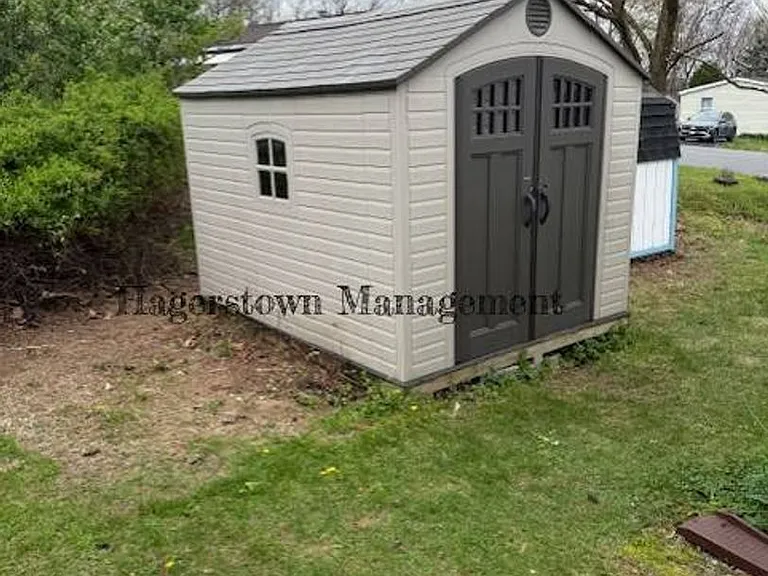 11906 Heather Dr — Photo 3