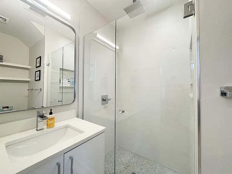 109 Liverpool St #1 — Photo 9