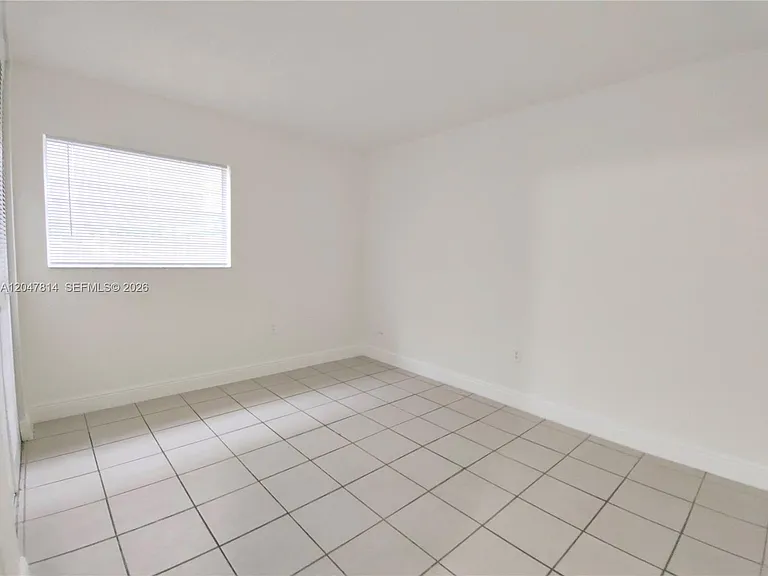 1265 W 24th St #108 — Photo 4