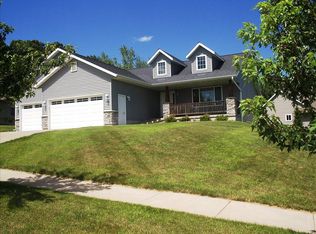 4222 Echo Valley Dr, Eau Claire, WI 54701
