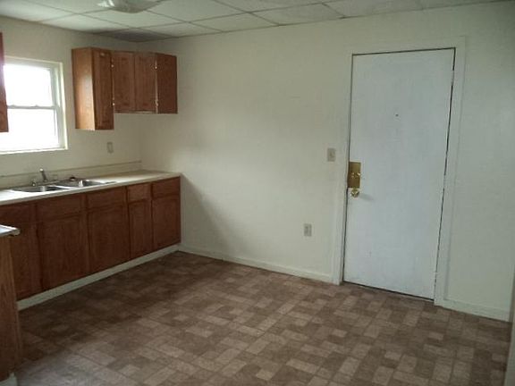 4th image of 1125-27 Tod Ave S
