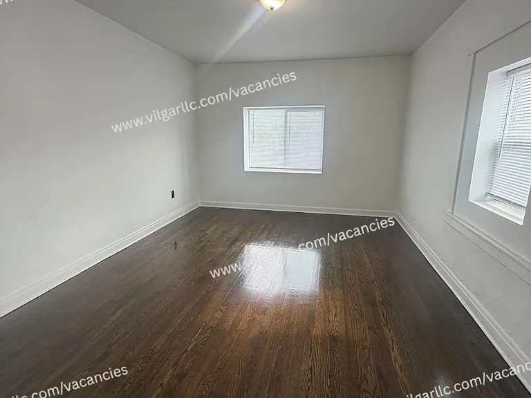 1514 W 5th Ave — Photo 15