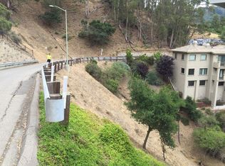 6788 Charing Cross Rd, Berkeley, CA 94705