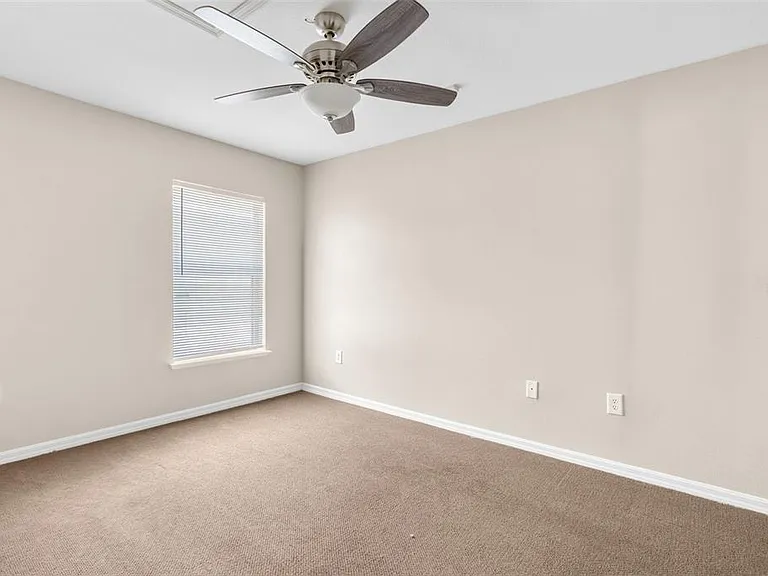 3220 Bellericay Ln — Photo 12