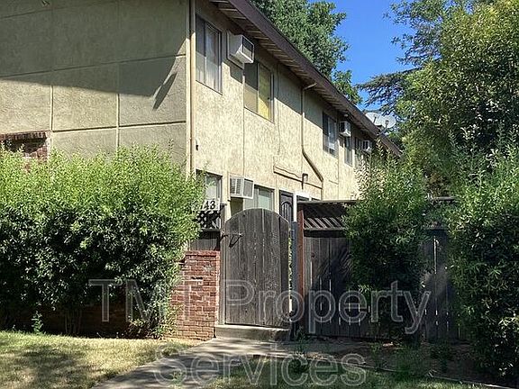 2nd image of 2743 2nd Ave APT 7