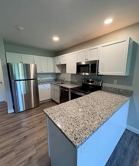 170 Flanders Rd #R7 — Photo 5