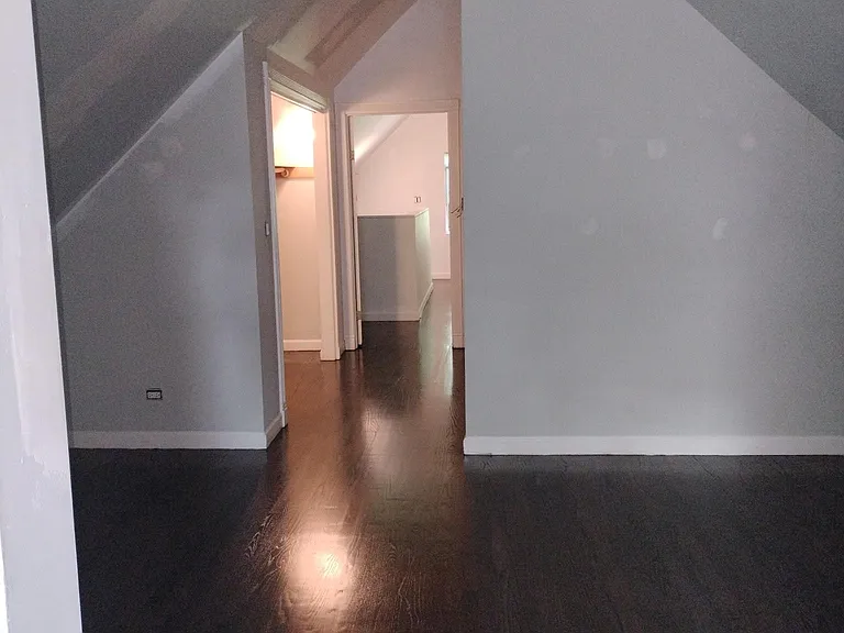 3046 N Leavitt St #2 — Photo 36
