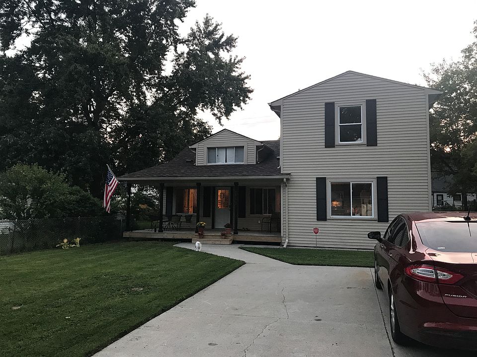 1st image of 28473 Fairfax St