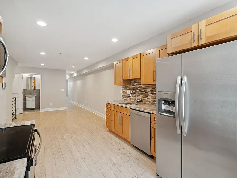 2522 Federal St #1 — Photo 3