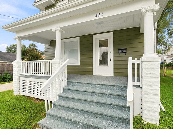 5th image of 223 Bevier Pl