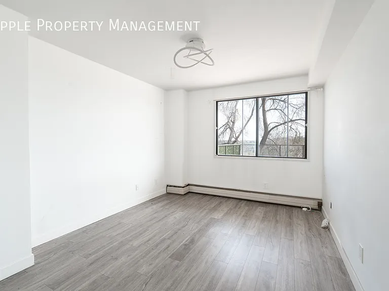 300 Meredith Rd NE #501 — Photo 10
