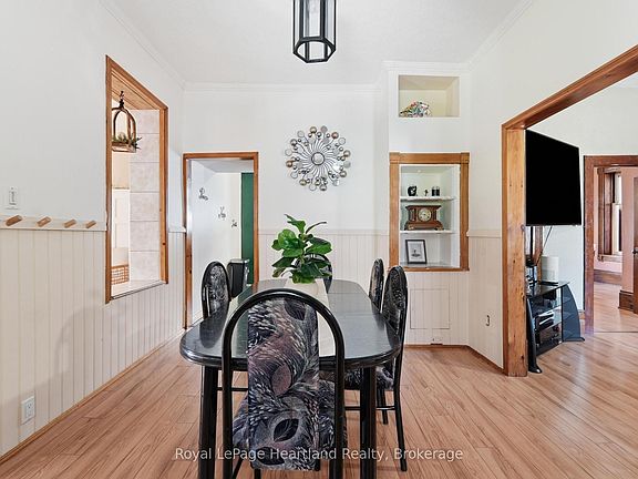 4th image of 109 Goderich St