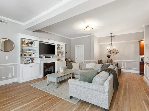 349 Fulton St Unit 10, Medford, MA 02155