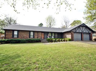 806 Kaufman Ave, Tahlequah, OK 74464