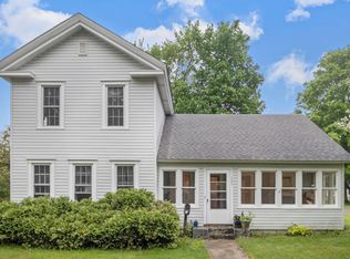 685 White Pigeon St, Constantine, MI 49042