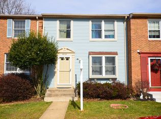 6822 Deer Spring Ct, Falls Church, VA 22043