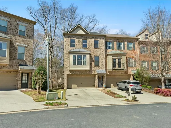 2782 Laurel Valley Trl, Buford, GA 30519