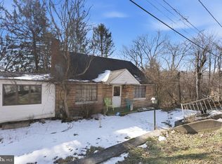 210 Roberts St, Fairmont, WV 26554