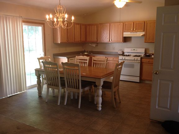 2nd image of 5800 Herons Blvd #5800