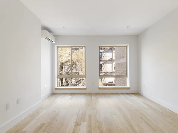 121 West 136th Street image 11 of 15