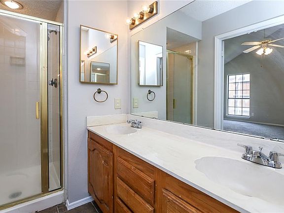 4th image of 4653 Freeman Dr