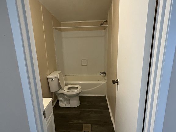 2nd image of 3321 S Oliver Dr