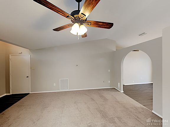 4th image of 1435 Mohrlake Dr