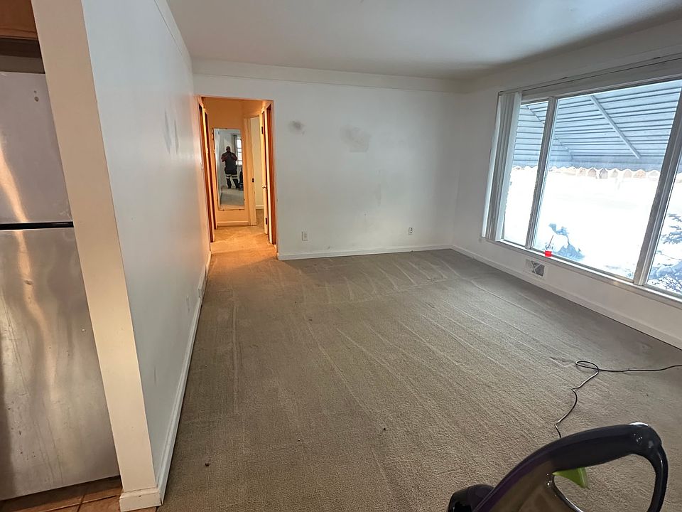 2nd image of 21725 Audrey Ave