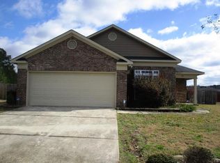 33 Devonshire Dr, Phenix City, AL 36870