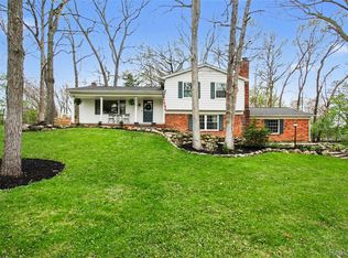 6040 Tall Oak Way, Brighton, MI 48116