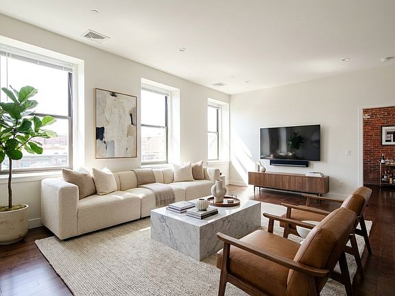 3rd image of 460 Harrison Ave Unit 427