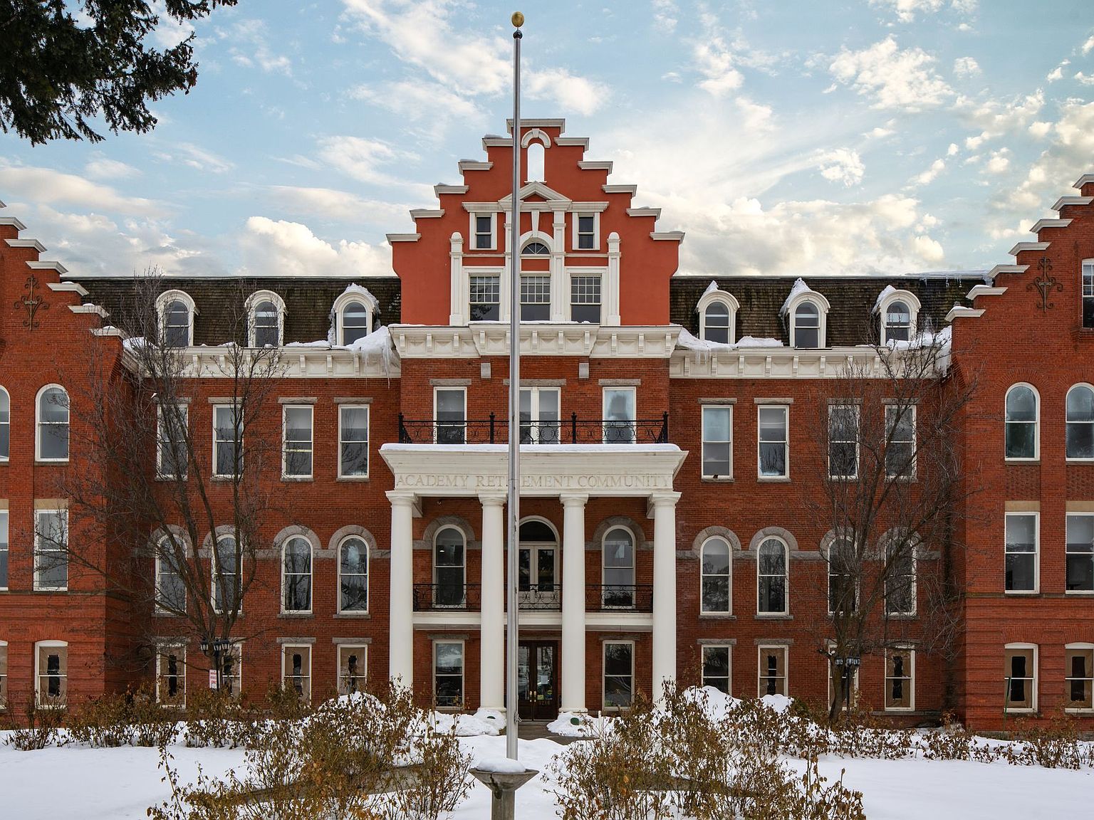 1216 N Superior St Apt 412 Spokane Wa 99202 Zillow