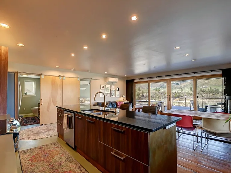 Twin Lakes Dr — Photo 8