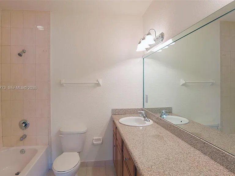 17120 SW 92nd Ct — Photo 20