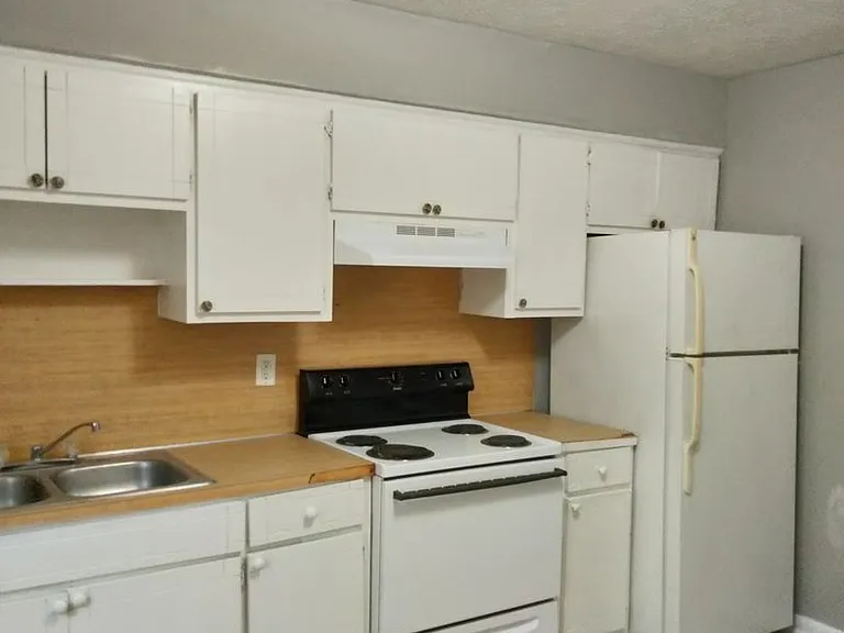 2045 Lee Road 235 — Photo 14