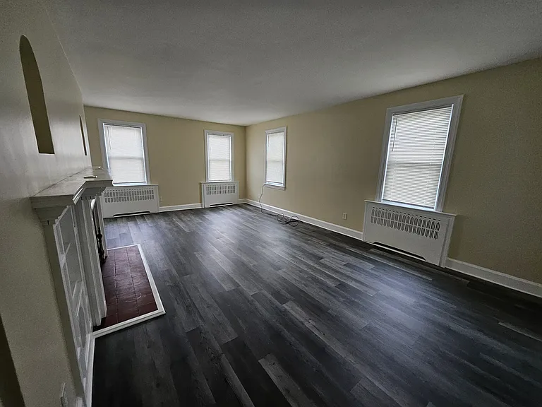 19 Negus St #3 — Photo 8