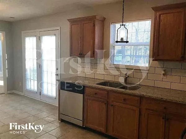 10104 Prosperity Point Ln — Photo 6