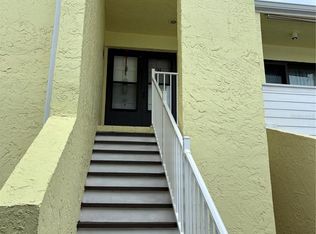 1 Windrush Blvd APT 24, Indian Rocks Beach, FL 33785