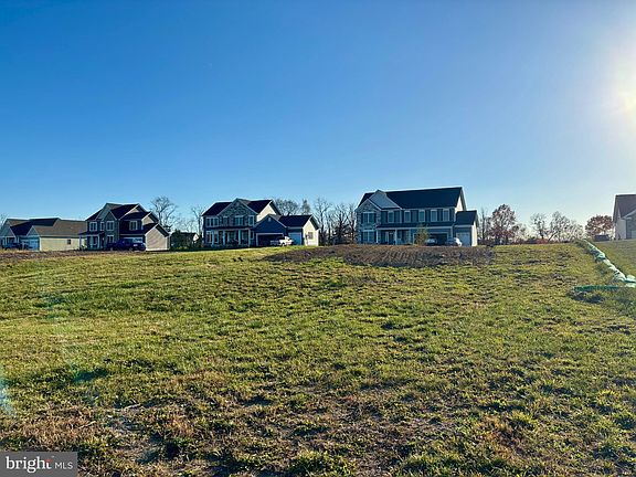 2nd image of 1539 Shannon Dr S